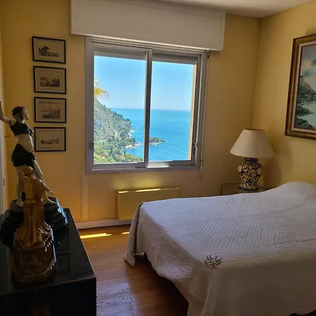 Sur - Vue Saint Jean Cap Ferrat Villa *