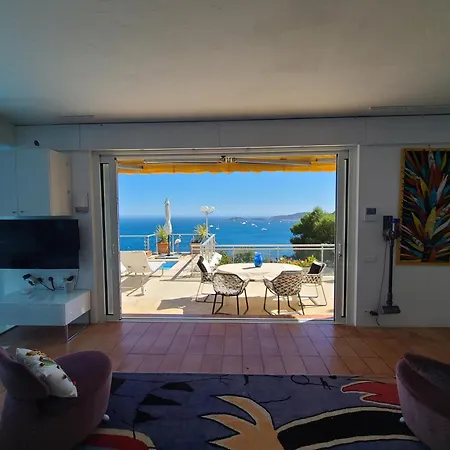 Sur - Vue Saint Jean Cap Ferrat Villa *