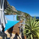 Sur - Vue Saint Jean Cap Ferrat Villa *