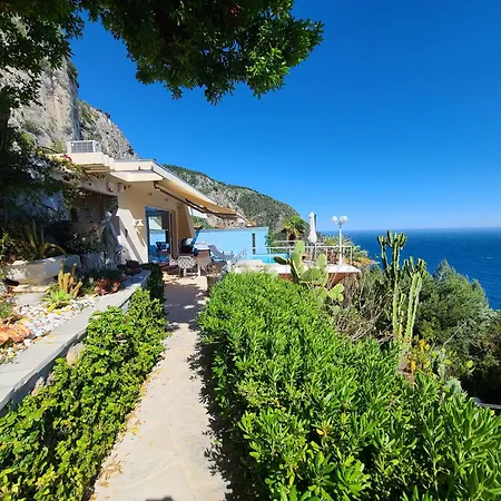 Sur - Vue Saint Jean Cap Ferrat Villa *